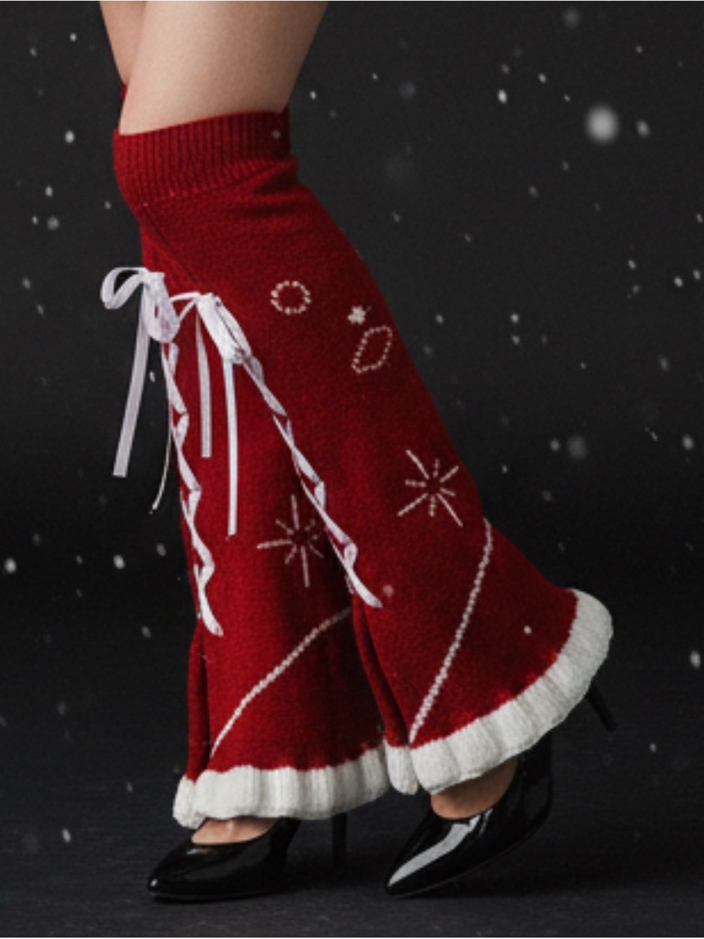 Red Lace-Up Knee-High Knit Leg Warmers with White Ribbon - Picture 7 of 10